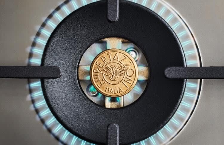 dualflame_bertazzoni_1 RANGETOP BERTAZZONI PROFESSIONAL PROF366RTBXT