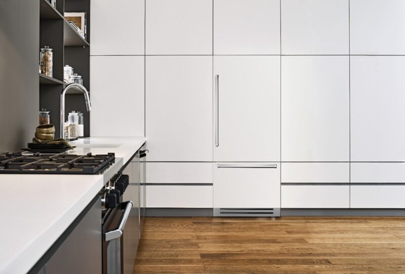 Refrigerador de Embutir Bertazzoni Master MAS REF905BBRXTTG GOLD